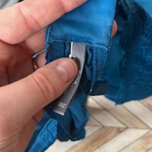 Aerie | set of two lace bras 36C - Picture 6 of 7